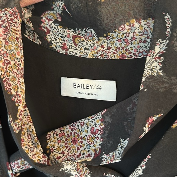 BAILEY 44 Depth of Fields Paisley Floral Sheer large NWT - Picture 3 of 8